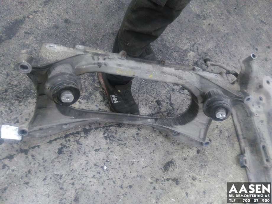 Travers foran hoved til Lexus IS 2006-2013 (Type II) (XE20) (XE20) 