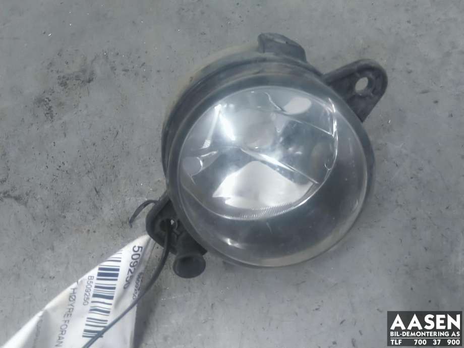 Tåkelykt høyre foran til VW Transporter / Caravelle 2003-2009 (Fase 1) (T5) (T5)