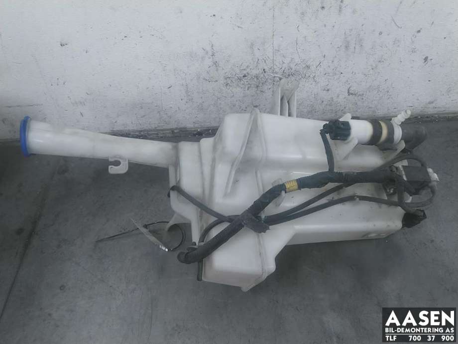 Spylertank foran til Kia Carens, 2013-2018 Type III