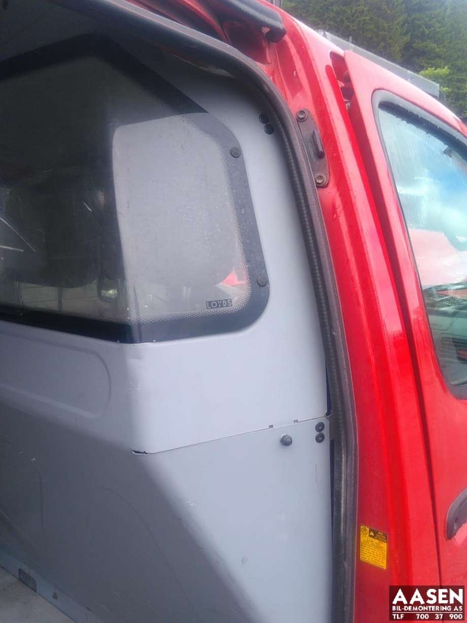 Skillevegg varebil til Toyota Hiace 2007-2012 (Fase 3)  
