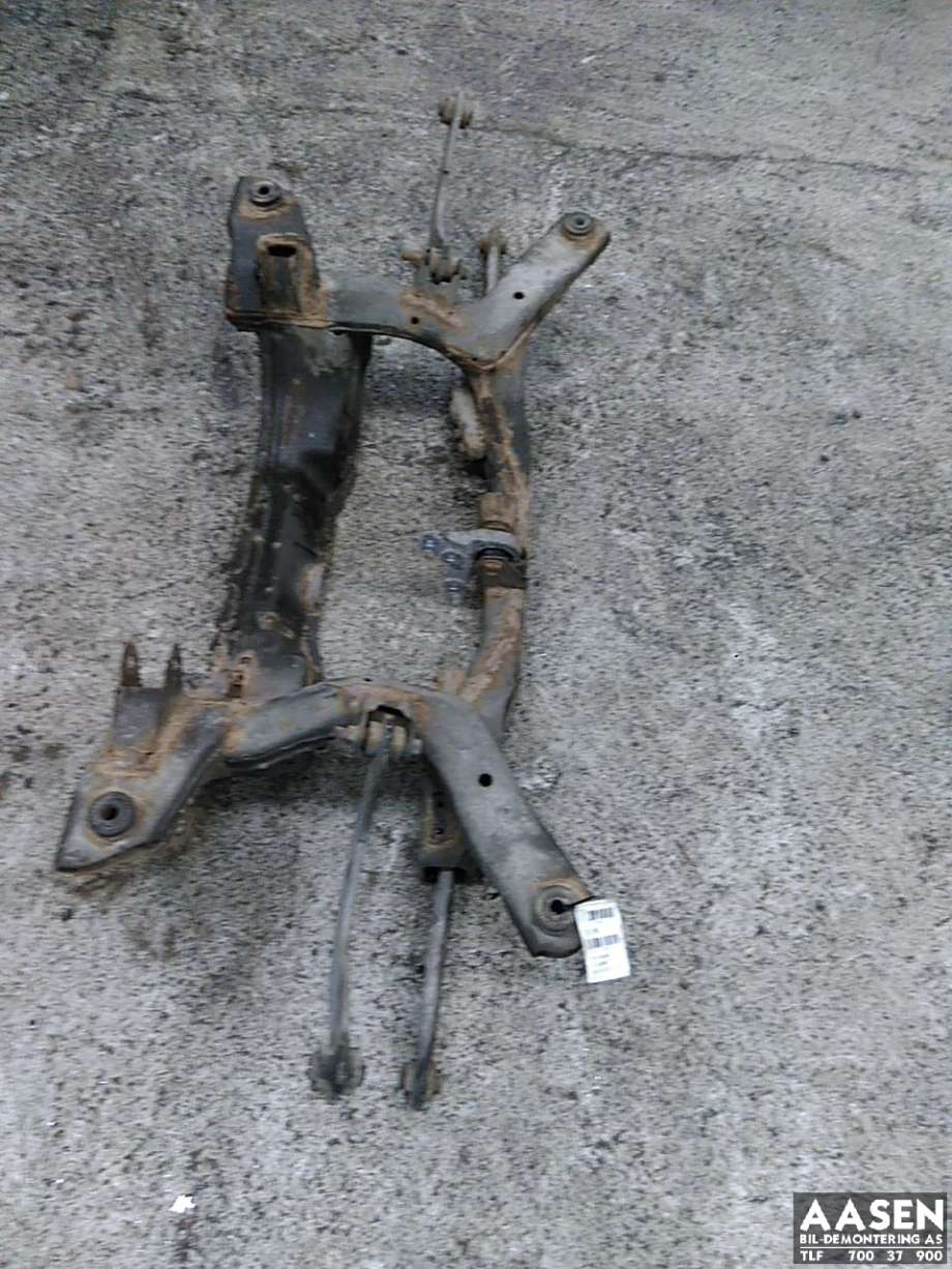 Travers bak til Mitsubishi Outlander, 2012-2015 (Type III, Fase 1)