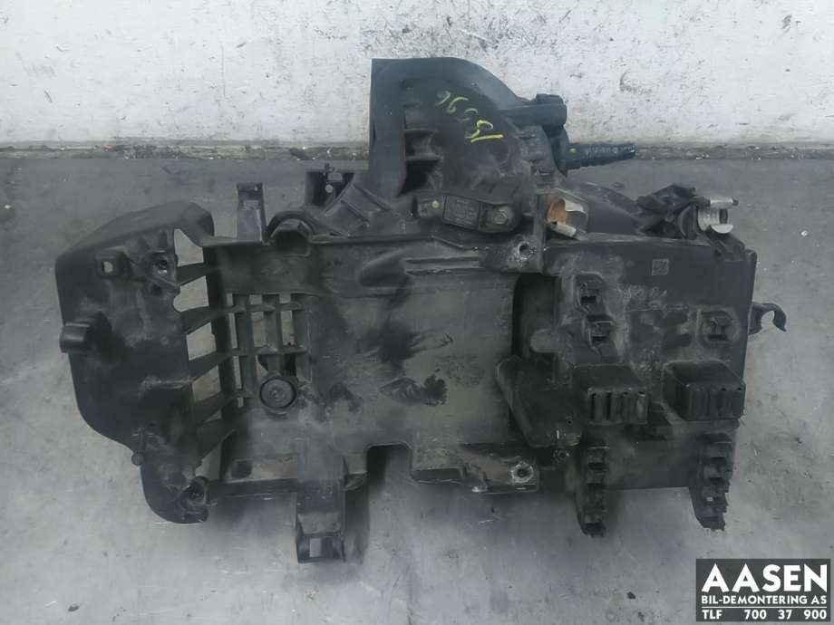 Manifold innsug til BMW 3-Serie, 2012-2018 (F30/F31/F34) (F30/F31/F34)