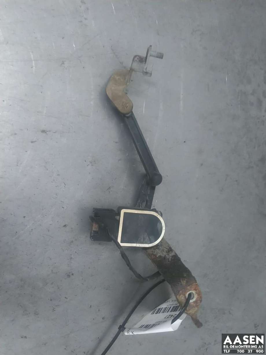 Sensor nivå, venstre bak til BMW 3-Serie 2012-2018 (F30/F31/F34) (F30/F31/F34)