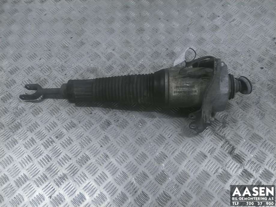 Fjærbein høyre foran til Audi A8, 2003-2010 (Type II) (4E0 616 040 AH)
