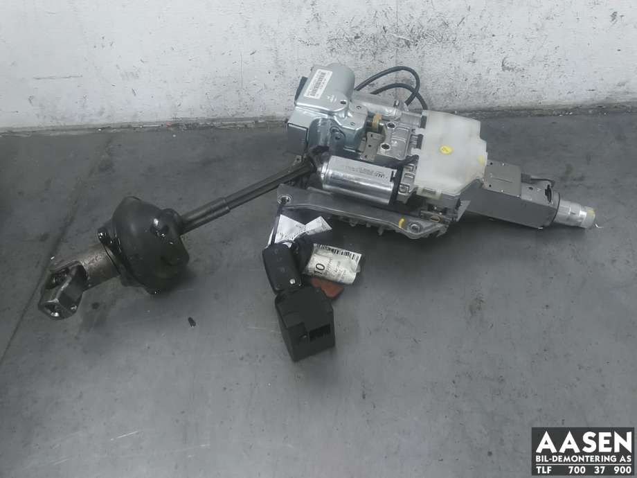 Rattaksel til Audi A8, 2003-2010 (Type II) (4E0 419 512 GX)