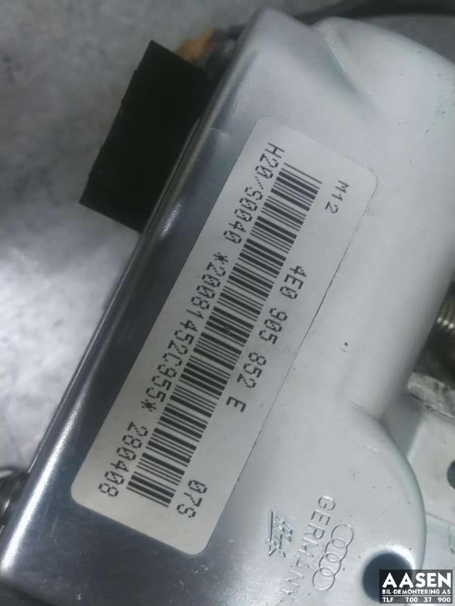 Rattaksel til Audi A8 2003-2010 (Type II)  (4E0 419 512 GX|)