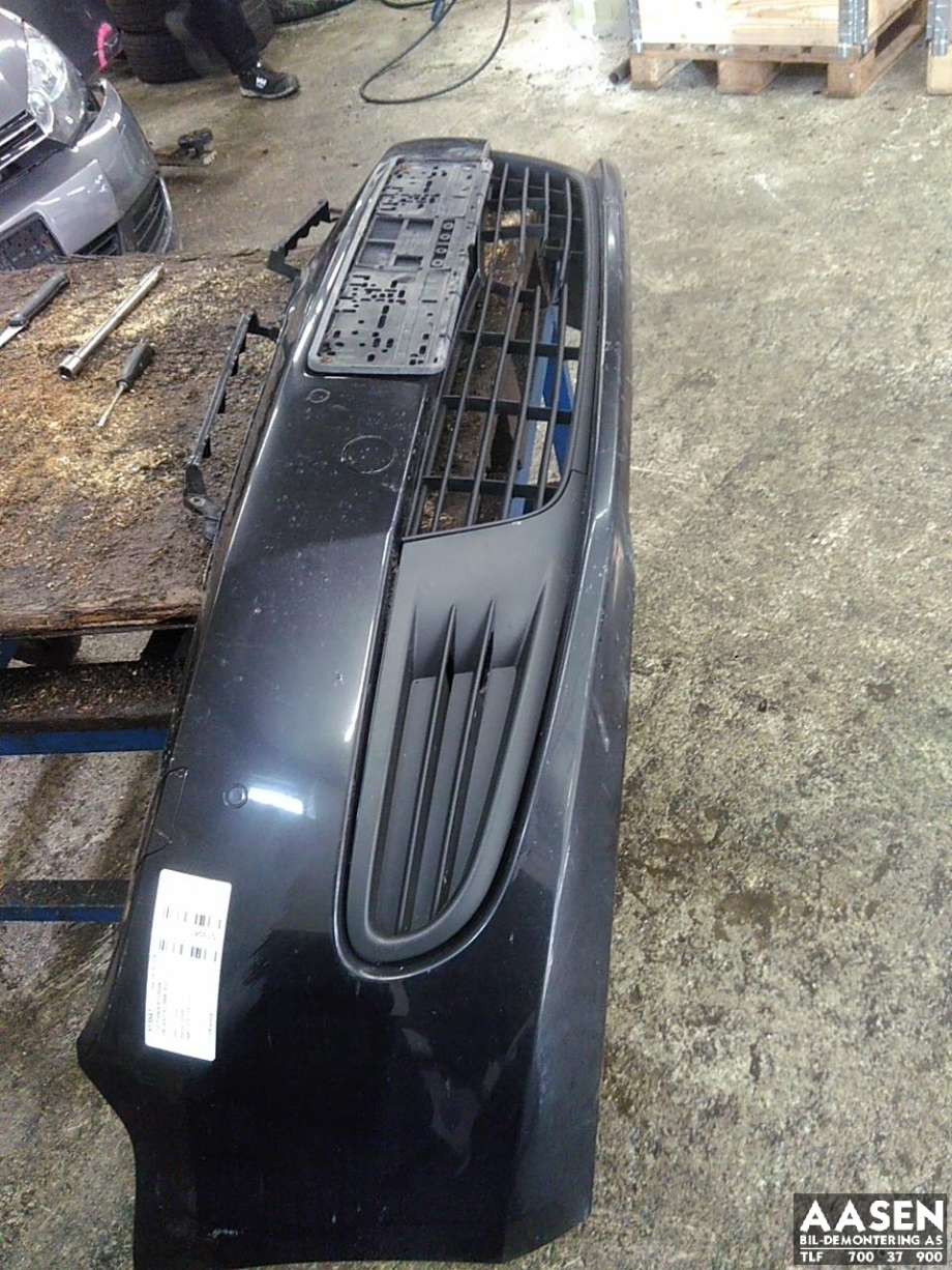 Støtfanger foran til VW Golf VI, 2008-2012