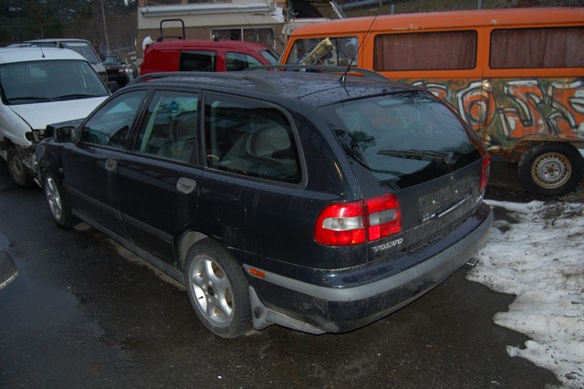 Volvo V40 / S40 1994-2000 (Type I, Fase 1) , Motorkode: , Girkassekode: 