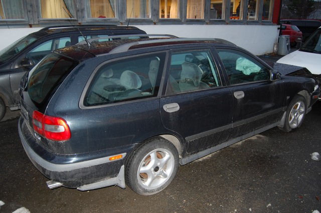 Volvo V40 / S40 1994-2000 (Type I, Fase 1) , Motorkode: , Girkassekode: 