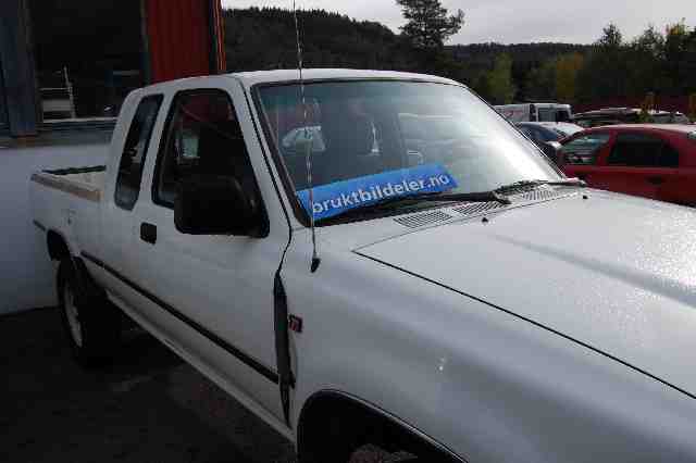 Toyota Hilux 1989-1997 , Motorkode: 2L, Girkassekode: