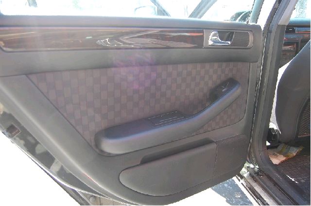 Audi A6 1997-2001 (Type II, Fase 1) (C5) (C5), Motorkode: APU, Girkassekode: