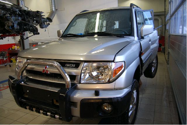 Mitsubishi Pajero 2000-2006 (Type III) , Motorkode: 4G94., Girkassekode: