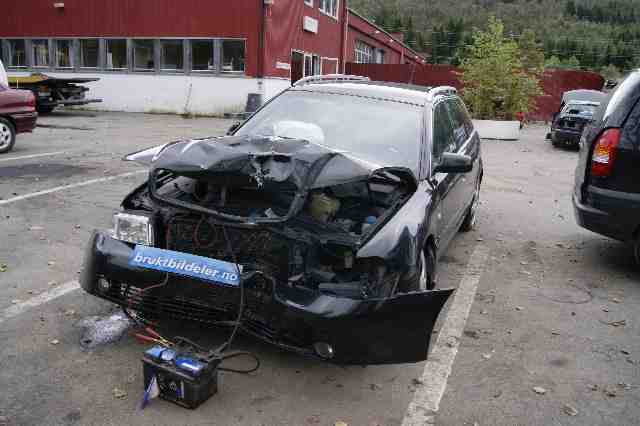 Audi A4 1999-2001 (Type I, Fase 2) (B5) (B5), Motorkode: AJM, Girkassekode: DUK