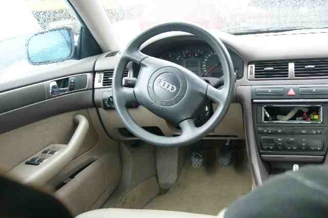 Audi A6 1997-2001 (Type II, Fase 1) (C5) (C5), Motorkode: AFN, Girkassekode: 