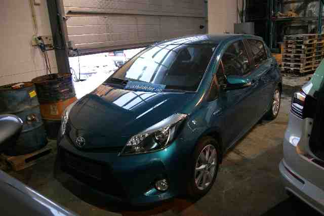Toyota Yaris 2012-2014 (Type III, Fase 1) , Motorkode: 1NZ-FXE, Girkassekode: 