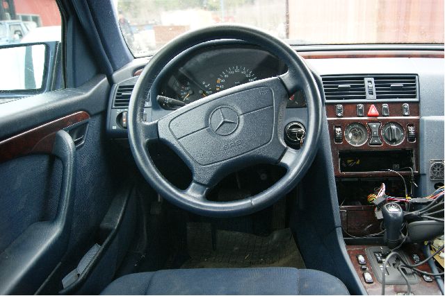 Mercedes C-Klasse 1993-2000 (W202) (W202), Motorkode: M111.941;M111.945, Girkassekode: 