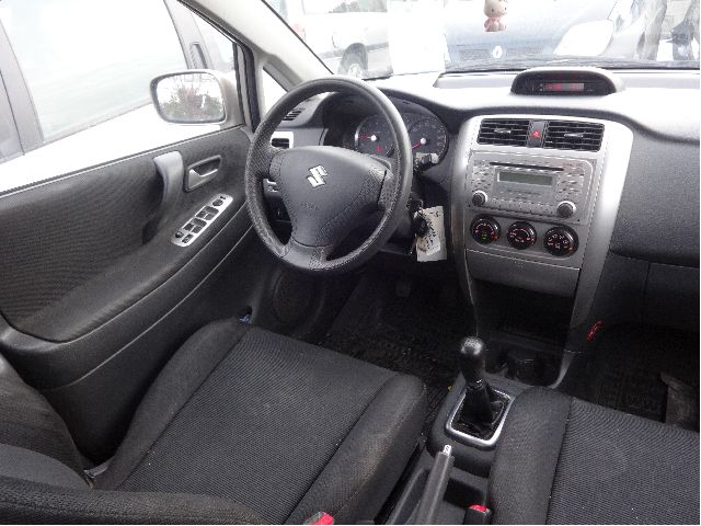 Suzuki Liana 2004-2010 (Fase 2) , Motorkode: M16A, Girkassekode: 