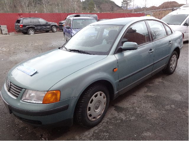 VW Passat 1997-2000 (B5,3B) (B5,3B), Motorkode: AHL, Girkassekode: DCN