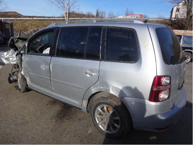 VW Touran 2007-2010 (Type I, Fase 2) , Motorkode: BLS;BXE, Girkassekode: MGJ