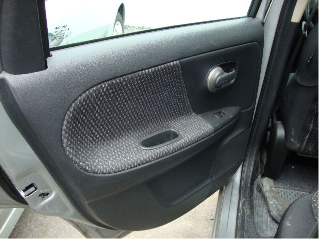 Nissan Note 2006-2013 (Type I) , Motorkode: HR16DE, Girkassekode:
