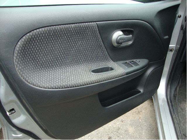 Nissan Note 2006-2013 (Type I) , Motorkode: HR16DE, Girkassekode: