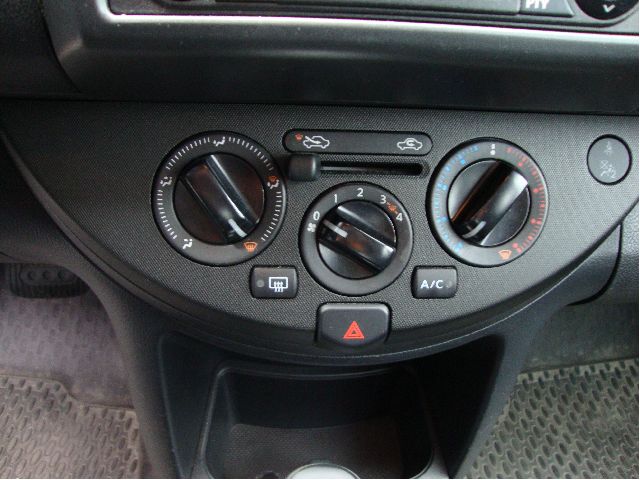 Nissan Note 2006-2013 (Type I) , Motorkode: HR16DE, Girkassekode:
