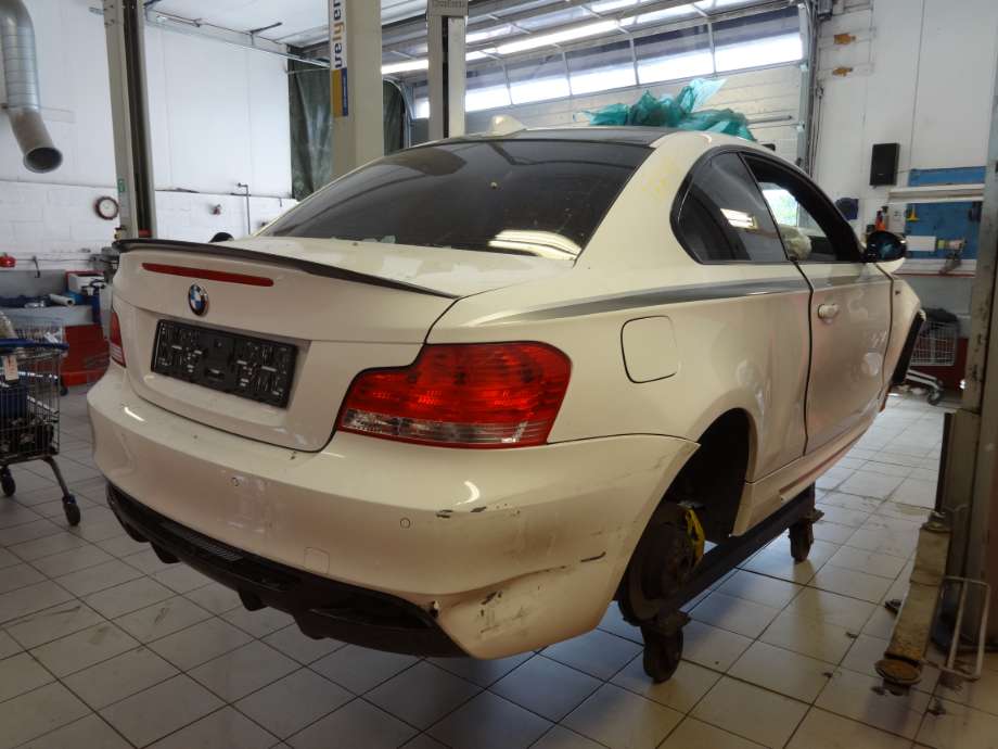 BMW 1-Serie 2004-2011 (E81/E82/E87/E88) (E81/E82/E87/E88), Motorkode: N47-D20B, Girkassekode: 