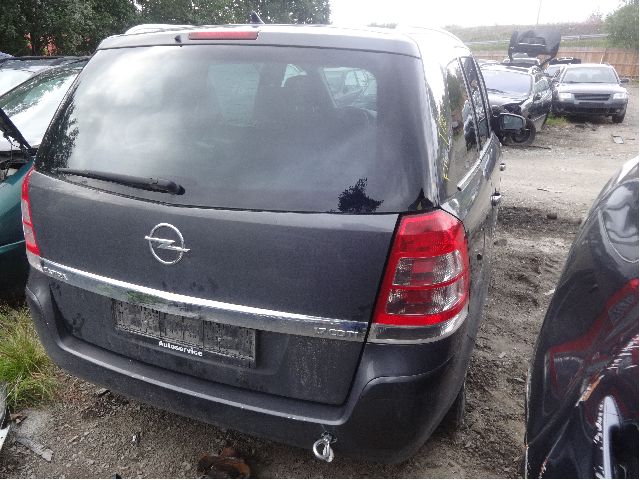 Opel Zafira B 2005-2011 , Motorkode: A17DTJ, Girkassekode: 