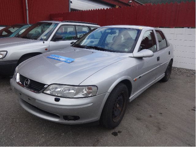 Opel Vectra B 1996-2001 , Motorkode: Z18XE, Girkassekode: 