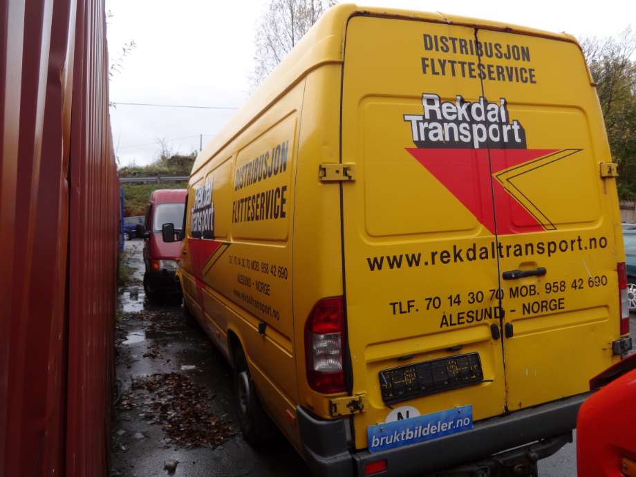 Mercedes 208-416 1995-->> , Motorkode: OM611.981, Girkassekode: 