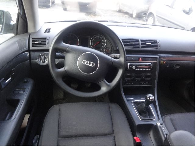 Audi A4 2001-2004 (Type II) (B6) (B6), Motorkode: ALT, Girkassekode: 