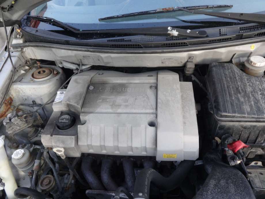 Mitsubishi Space Wagon 2000-2004 , Motorkode: 4G64, Girkassekode:
