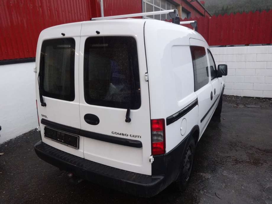Opel Combo C 2002-2011 , Motorkode: , Girkassekode: 