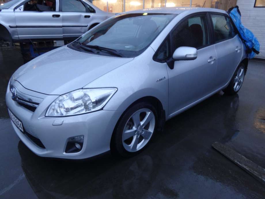 Toyota Auris 2010-2012 (Type I, Fase 2) , Motorkode: 2ZR-FXE, Girkassekode: 