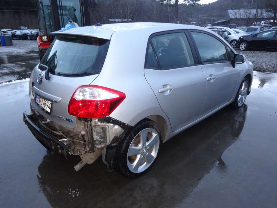 Toyota Auris 2010-2012 (Type I, Fase 2) , Motorkode: 2ZR-FXE, Girkassekode: 