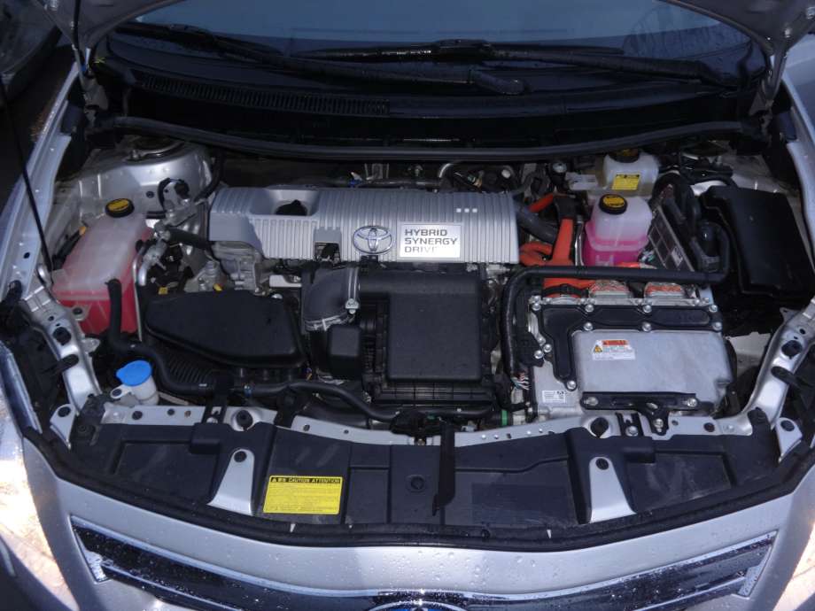 Toyota Auris 2010-2012 (Type I, Fase 2) , Motorkode: 2ZR-FXE, Girkassekode: 