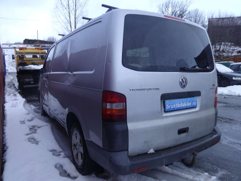 VW Transporter / Caravelle 2003-2009 (Fase 1) (T5) (T5), Motorkode: AXD;BNZ, Girkassekode: HNC