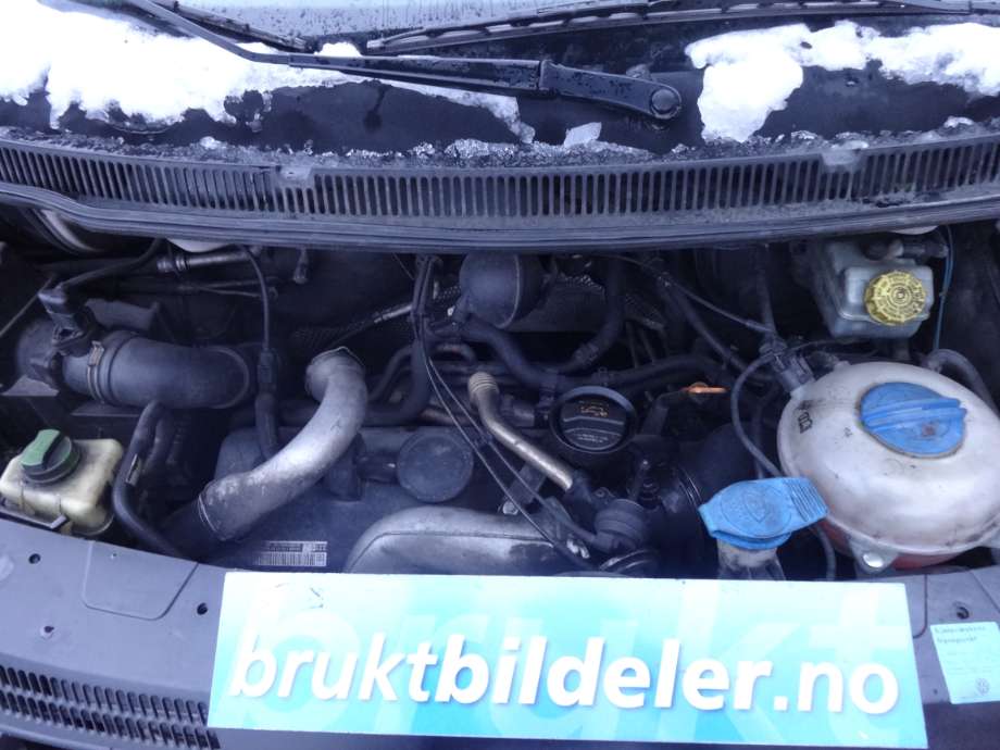 VW Transporter / Caravelle 2003-2009 (Fase 1) (T5) (T5), Motorkode: AXD;BNZ, Girkassekode: HNC