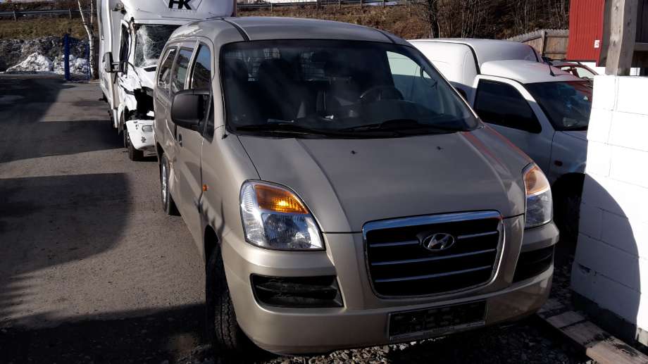 Hyundai H-1 1998-2005 (Type I, Fase 1) , Motorkode: D4CB;D4CB7148234, Girkassekode: GY61