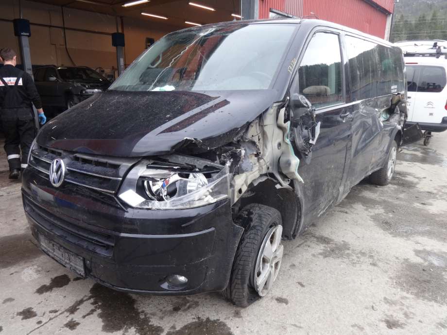 VW Transporter / Caravelle 2009-2015 (Fase 2) (T5) (T5), Motorkode: CAAC;CCHA, Girkassekode: NYB