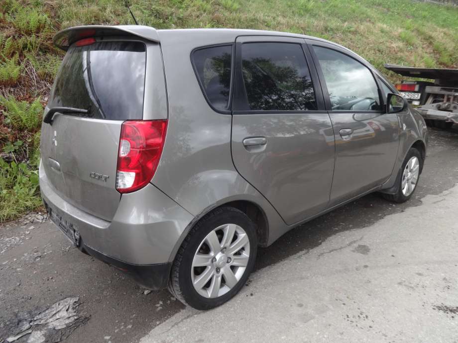Mitsubishi Colt 2009-2013 (Type VII, Fase 2) , Motorkode: 4A90, Girkassekode: 