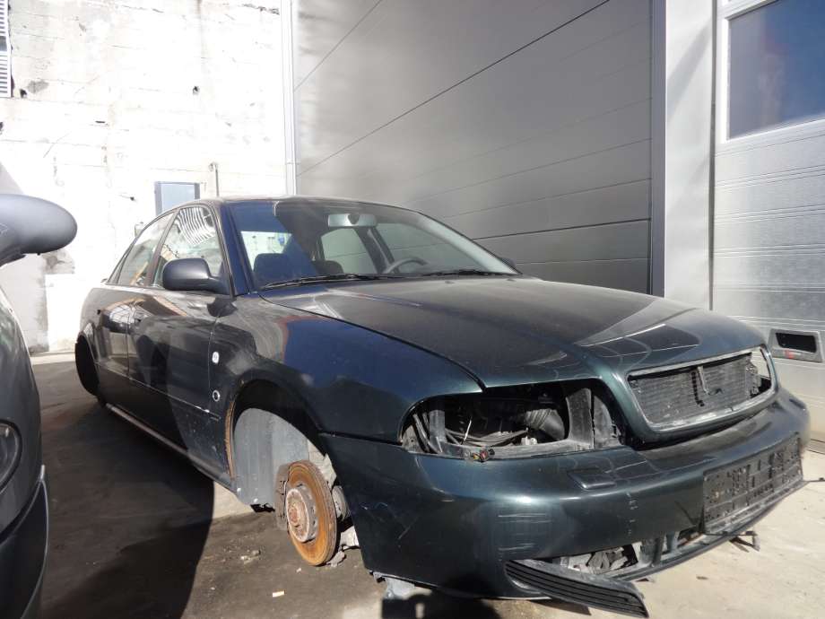 Audi A4 1995-1999 (Type I, Fase 1) (B5) (B5), Motorkode: AEB, Girkassekode: