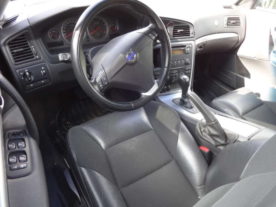 Volvo V70 2005-2007 (Type II, Fase 2) , Motorkode: D5244T5, Girkassekode: TF-80SC