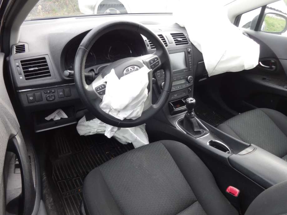 Toyota Avensis 2009-2015 (Type III, Fase 1) , Motorkode: 1AD-FTV, Girkassekode: EA65