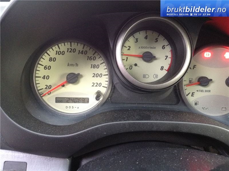 Toyota RAV4 2000-2006 (Type II) , Motorkode: 1AZ-FE, Girkassekode: E352F