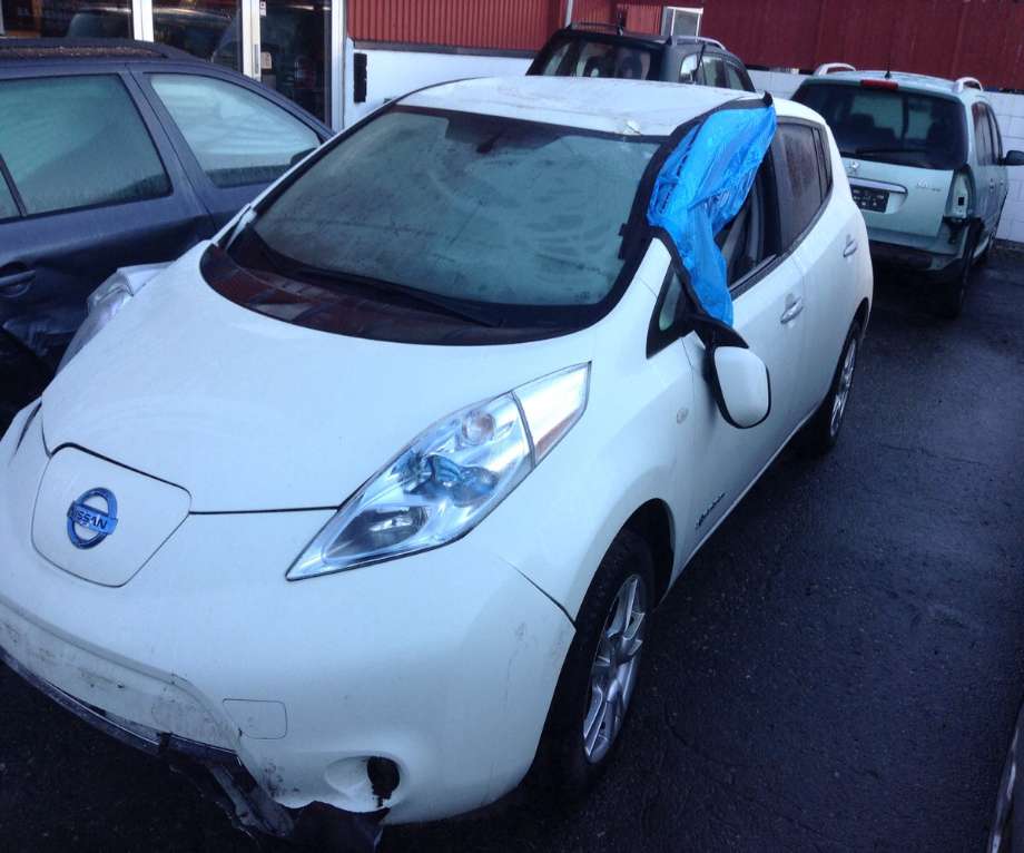 Nissan Leaf 2011-2017 (Type I) , Motorkode: EM61, Girkassekode: 