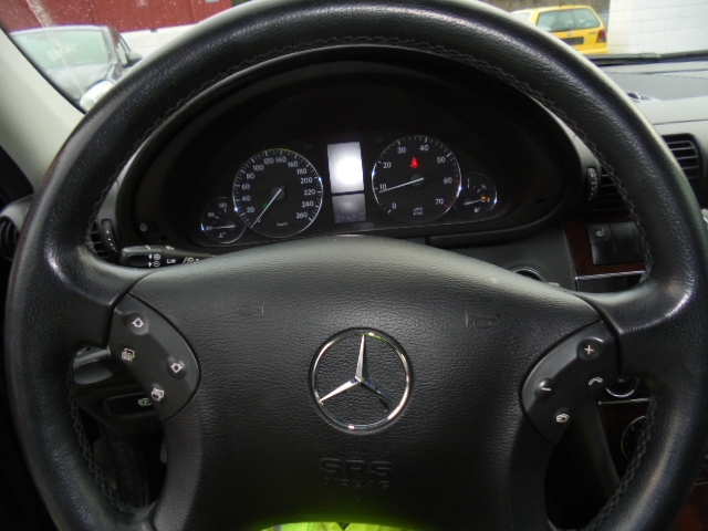 Mercedes C-Klasse 2004-2007 (Fase 2) (W203) (W203), Motorkode: M271.946, Girkassekode: W 5 A 330
