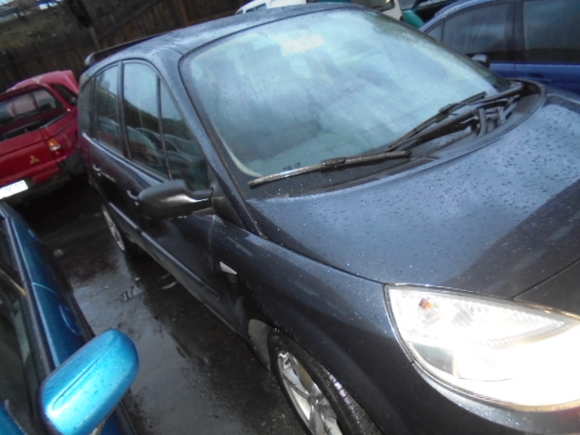 Renault Scenic 2003-2009 (Type II) , Motorkode: K9K-732, Girkassekode: TL4