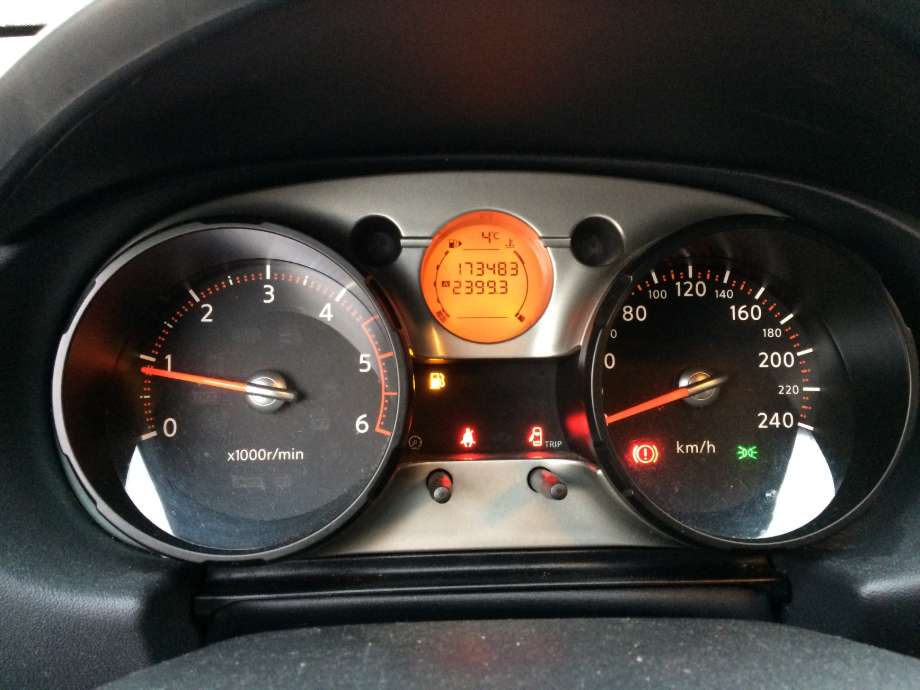 Nissan Qashqai 2007-2010 (Type I, Fase 1) , Motorkode: K9K, Girkassekode: K9K.F6