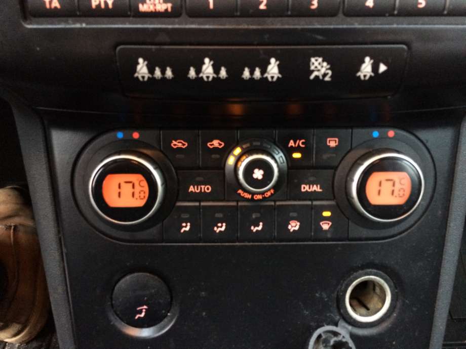 Nissan Qashqai 2007-2010 (Type I, Fase 1) , Motorkode: K9K, Girkassekode: K9K.F6